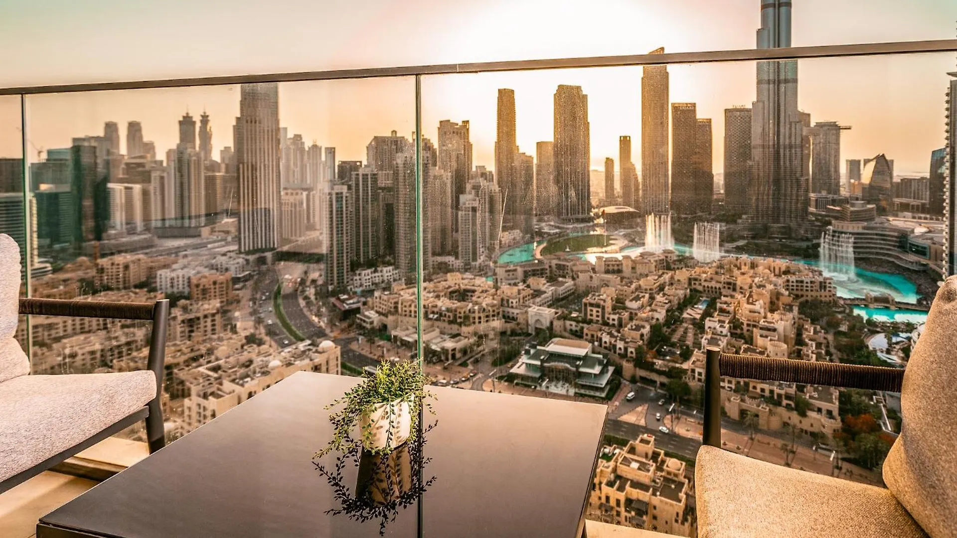 Elite Royal Apartment - Sky Series - Full Panoramic Burj Khalifa & Fountain View - Icon Dubai 0*,  United Arab Emirates